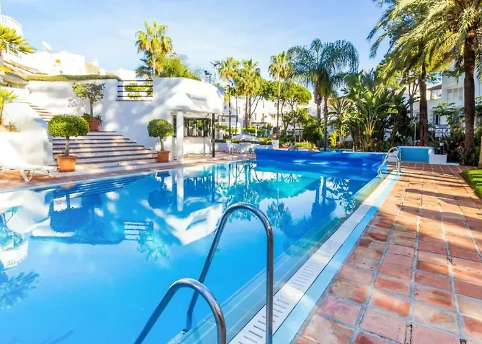 White Pearl Beach - Elviria Playa